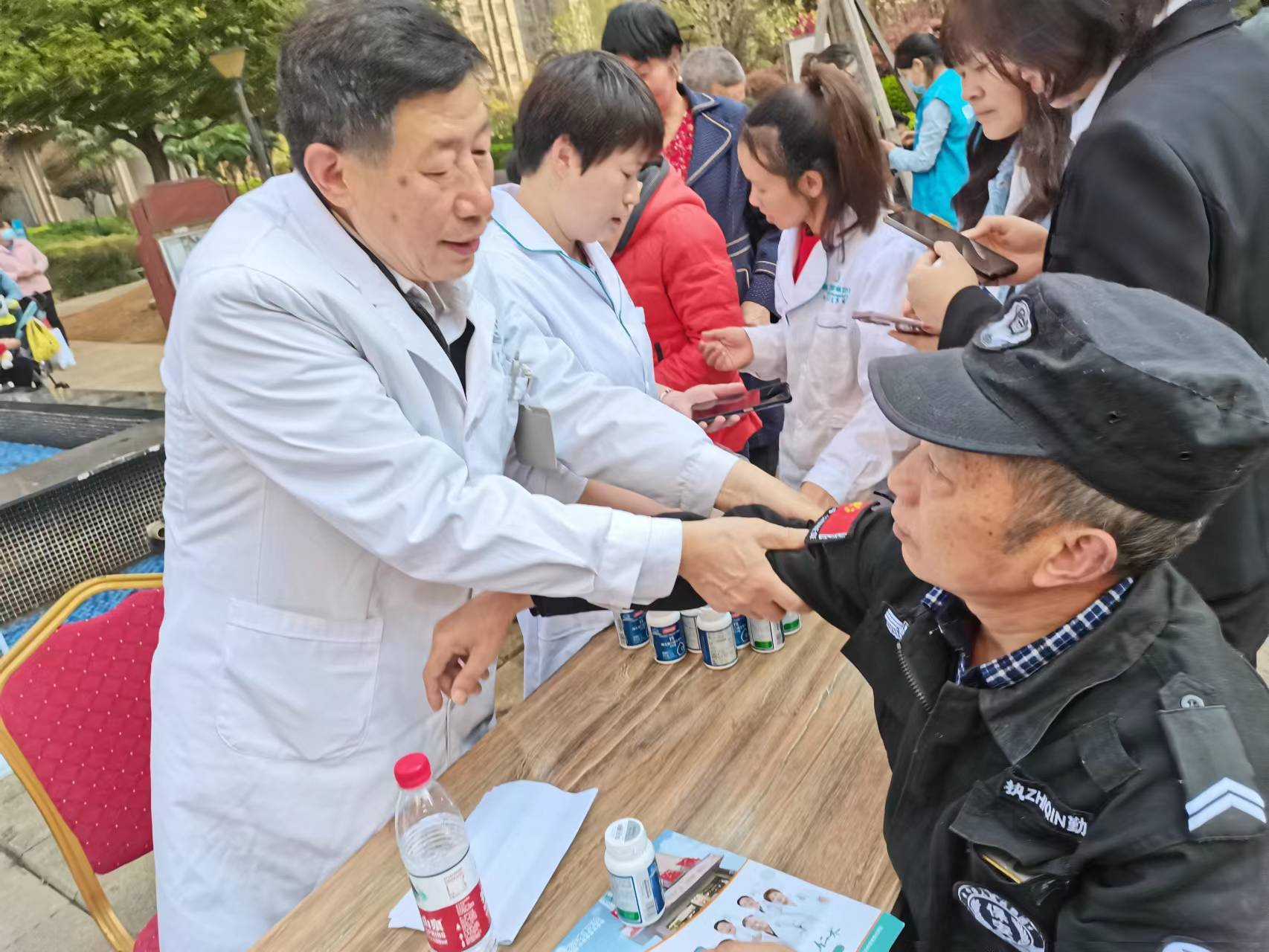 库尔勒最新24小时高价回收医保长沙方法分析(最方便真实的库尔勒长沙医废处理方法)